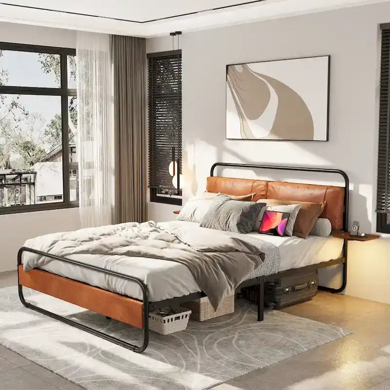 Lit Plateforme Métallique Moderne King Size avec Tête de Lit Rembourrée et Chargeur